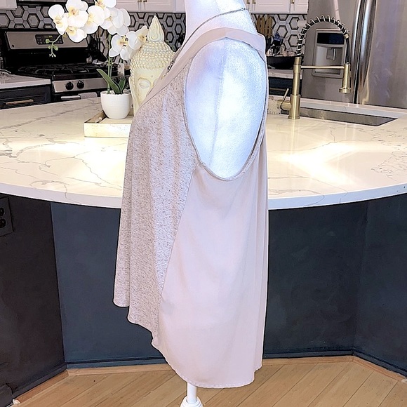 Harve Benard Tan Jersey T-Back Top, Size Small. - Picture 8 of 10